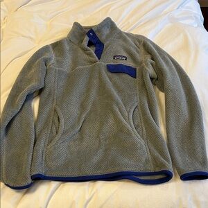 Patagonia Gray and Blue Fleece Jacket